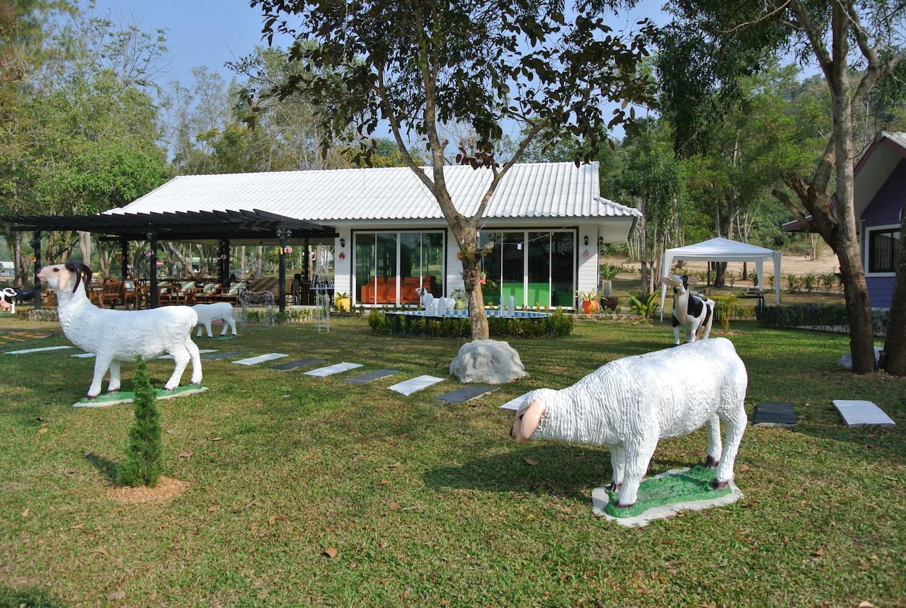 Baanraisooksangchan Kaeng Kachan Luaran gambar