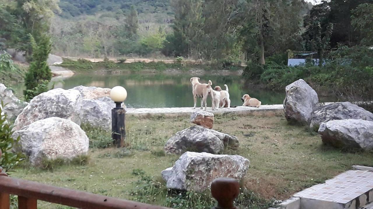Baanraisooksangchan Kaeng Kachan Luaran gambar
